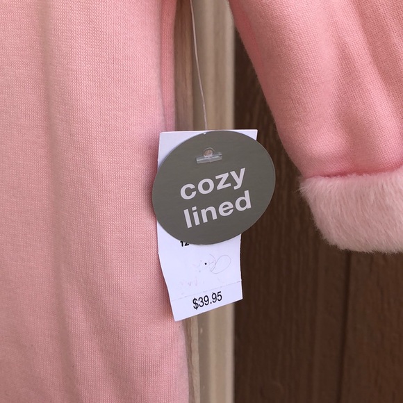 🦙🦙Gap NWT llama cozy one piece - Picture 2 of 4